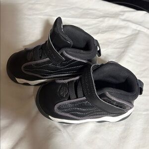 Black Nike Jordans toddler size 6C - DC7910-002